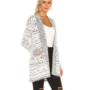 NWT BB Dakota Size L, A Star Is Warm Cardigan